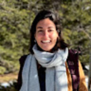 Meet your Posher, Emi